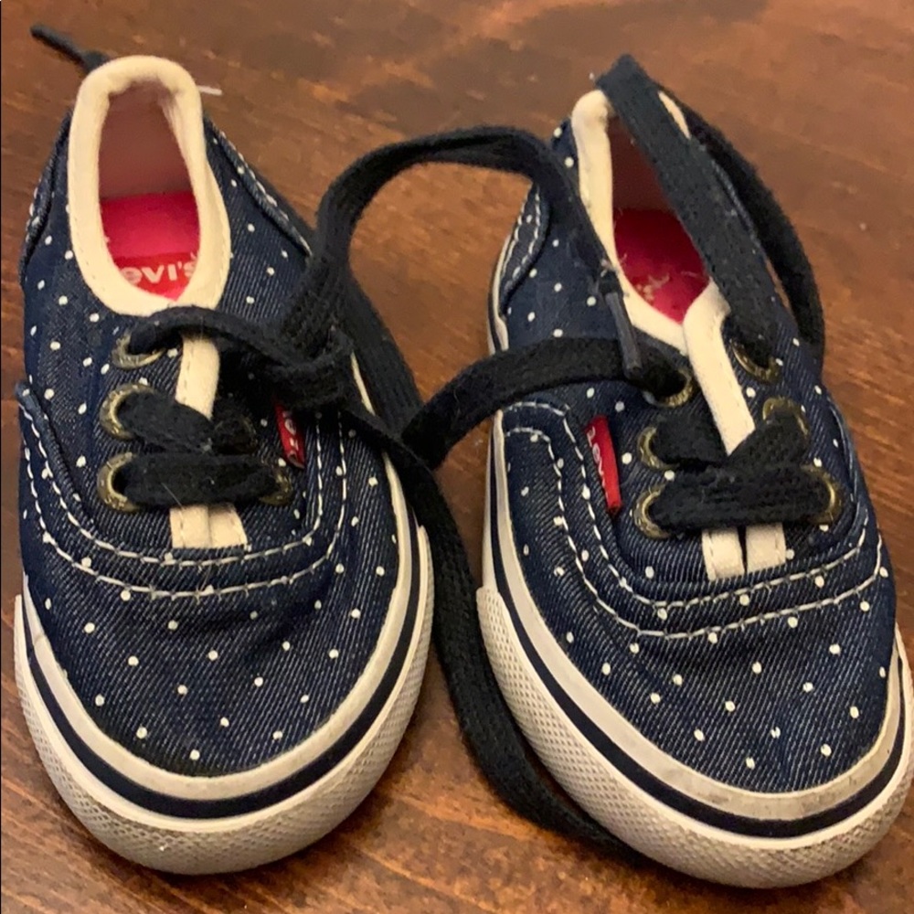 Levi’s canvas shoes toddler sz 5
